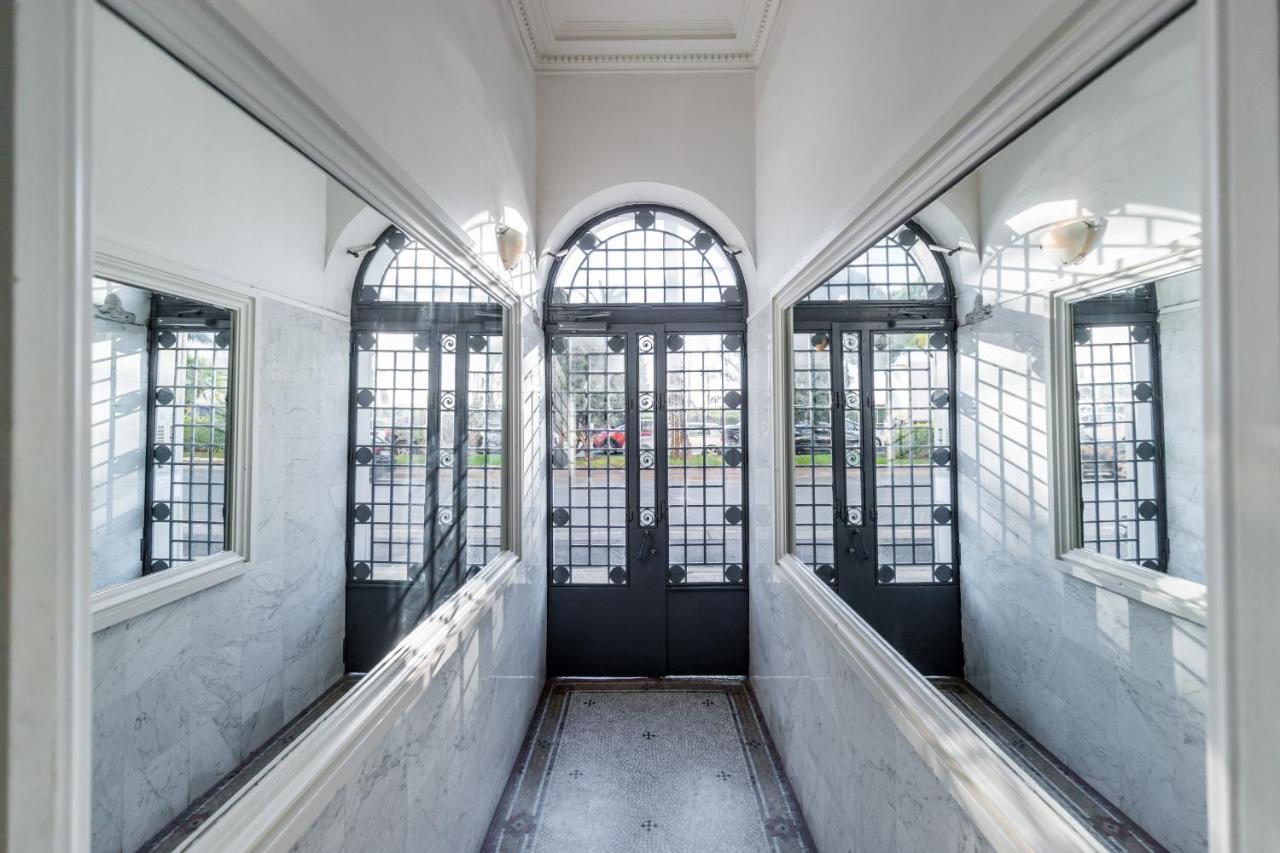Le 323 Prom - 2 Chambres - Ac - Parking - Tram Et Supermarche Proches - Front De Mer Nice Buitenkant foto