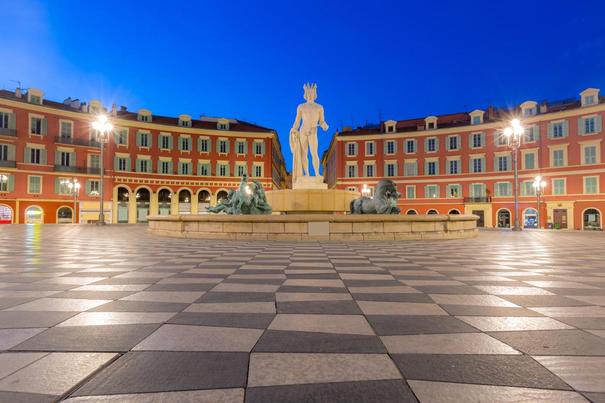 Le 323 Prom - 2 Chambres - Ac - Parking - Tram Et Supermarche Proches - Front De Mer Nice Buitenkant foto